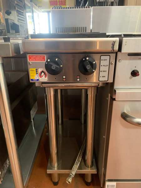Commercial 2 Burner Stove63016060550274112