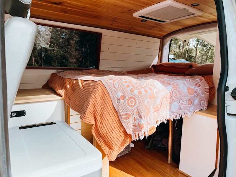 VW campervan62935685494401112