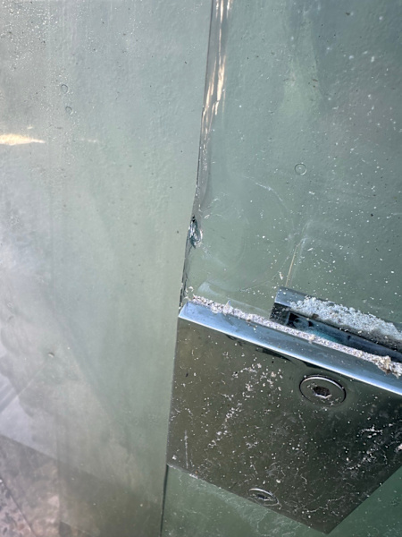 Pool glass FREE63012914629251113