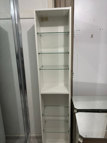1x IKEA SMALL BILLY BOOKSHELF WITH GLASS SHELVES62863412825602111