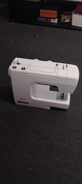 sewing machine 63016910154882113