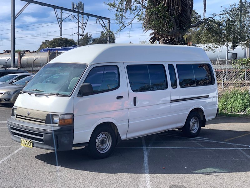 1996 Toyota Hiace Commuter62934705756290115