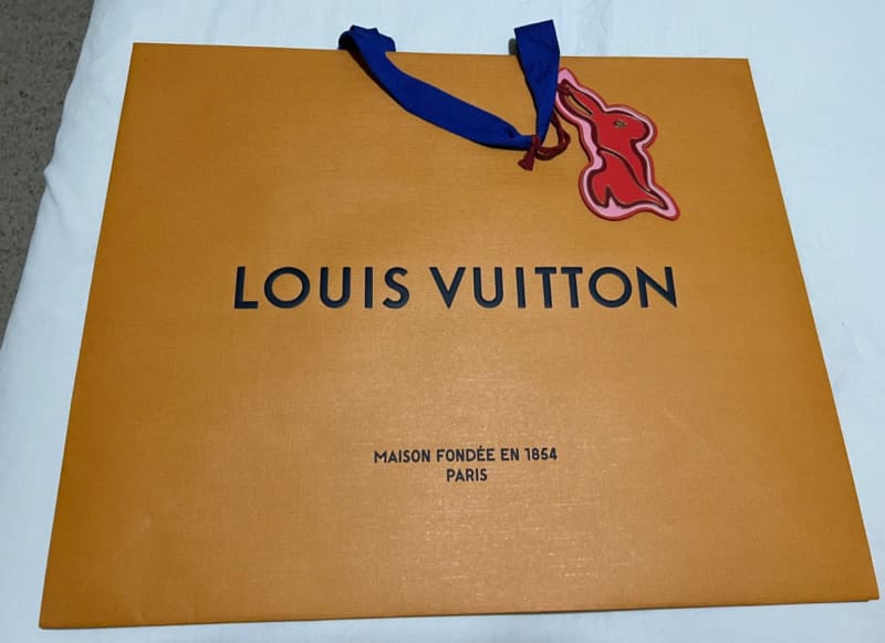 Louis Vuitton box bundle has flaws  Vuitton box Louis vuitton Louis
