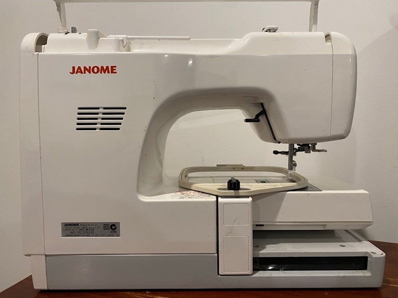 Janome Embroidery Machine63612125765763110