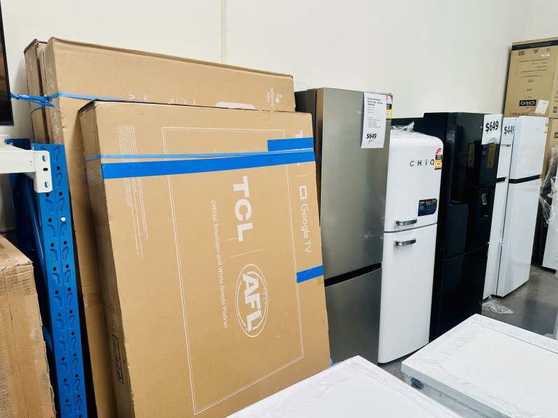 Minor Scratch/DEALS FRIDGES/WASHERS/DRYERS/TVS/DISHWASHERS CLEARANCE.63016060653826111