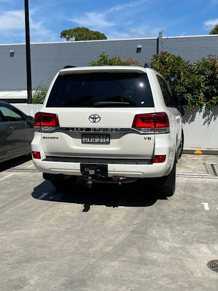 TOYOTA LANDCRUISER SAHARA62882773371778114