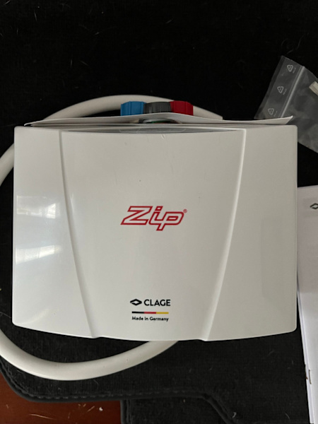 MCX6 Zip . Instantaneous hot water system63019991501953111