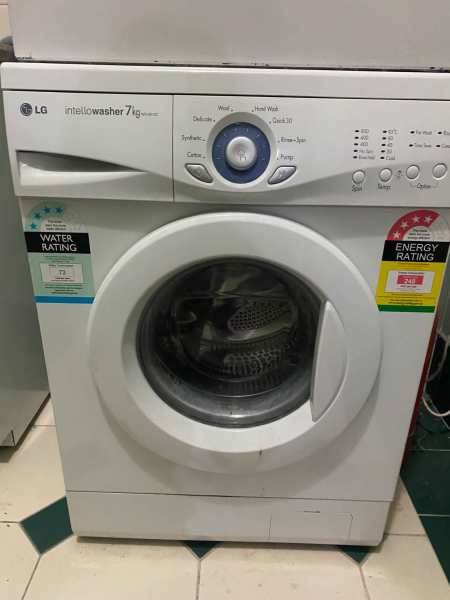 NOW $250 LG Front Loader Washing Machine Intello 7kg  $25063023535908481111