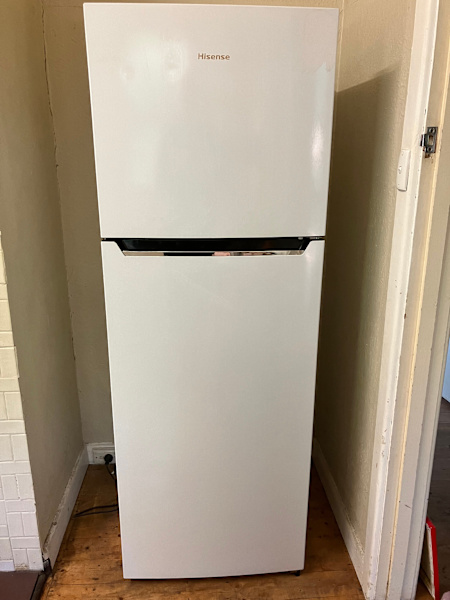 Hisense Fridge Great Condition63016062125442112