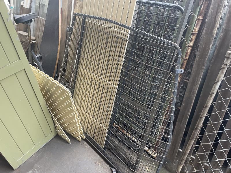 GATES SCREENS NEWISH TO VINTAGE TXT MOB ONLY62863396404481113