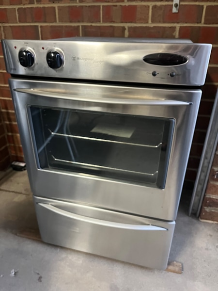 Electric oven westinghouse63442359364099110