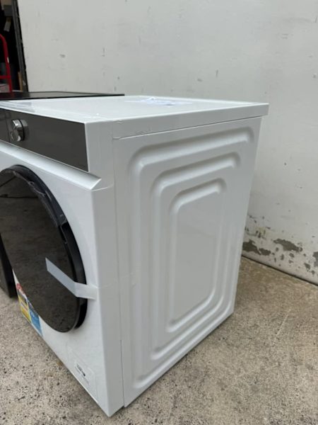 SAMSUNG 12K FRONT LOAD WASHING MACHINE BLACK & WHITE - AS NEW63021731452801114