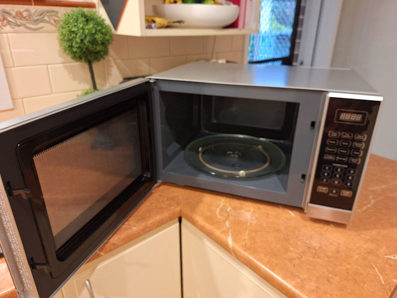 Microwave good condition 63016486080258111