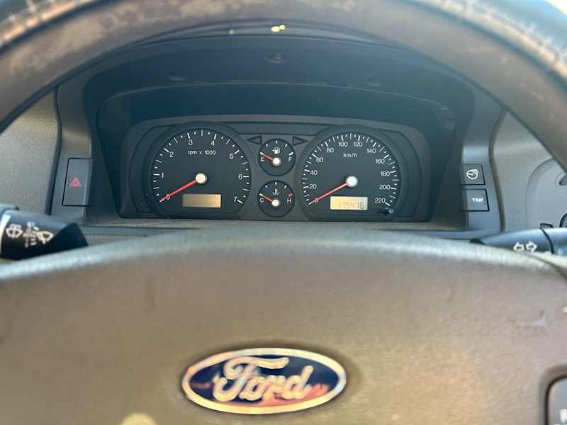2003 FORD FALCON FUTURA 4 SP AUTO SEQ SPORTSHIFT 4D SEDAN62882738668035114
