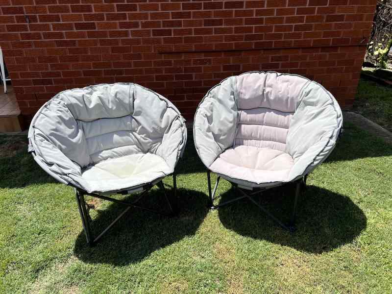 quest elite deluxe large moon chair paprika