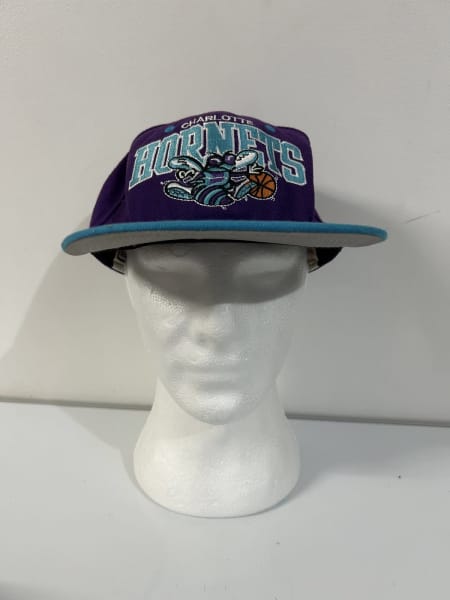 NBA (Mitchell & Ness) - Charlotte Hornets Hardwood Classics Snapback Hat OSFA