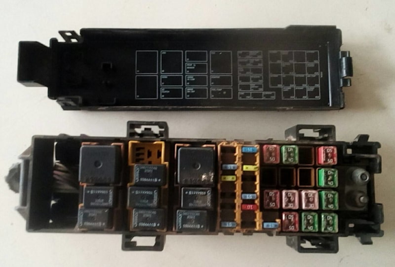 Introduce 68+ images 05 jeep grand cherokee fuse diagram In