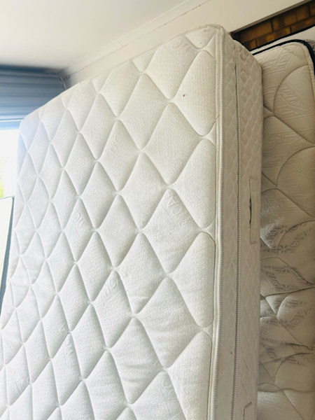 Queen Size Euro Pillow Top Mattress by Sleepmaker  62863385083011115