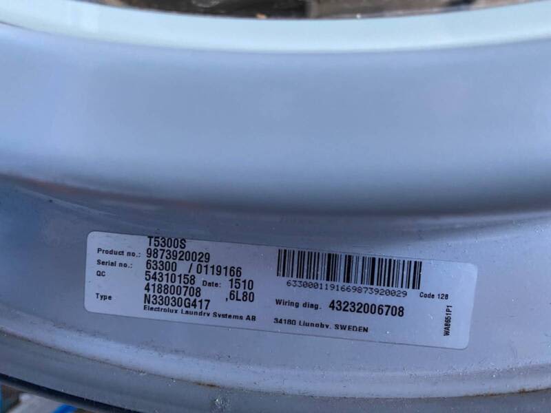 Electrolux stacked coin operated 16.7/6.7 dryer gas63013785398530111