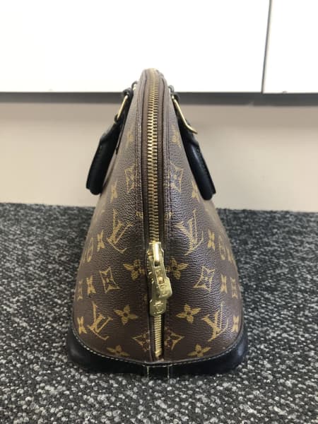 3D model Louis Vuitton Alma BB Top Handle Bag in Epi Leather Warm