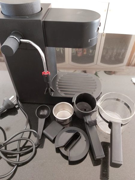 Espresso Master coffee machine by Braun63023086164867111