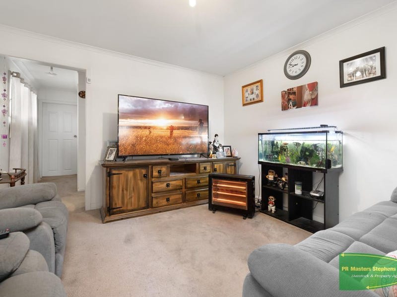 Battle-Axe Privacy in Blayney62929680661378114