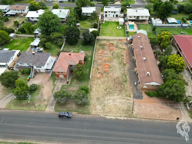 PERFECT BLOCK + DA APPROVED TOWNHOUSE PLANS!63006841055235114