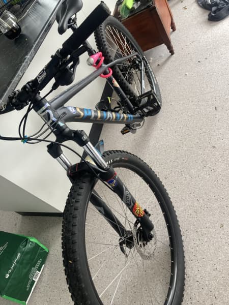 Downhill best sale mtb gumtree