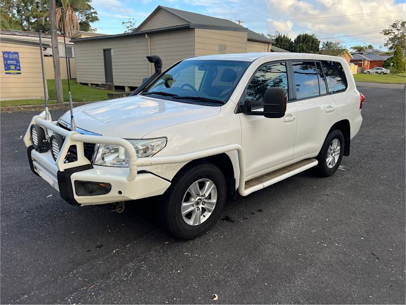 2015 TOYOTA Landcruiser GXL V8 Diesel 62935688235137112
