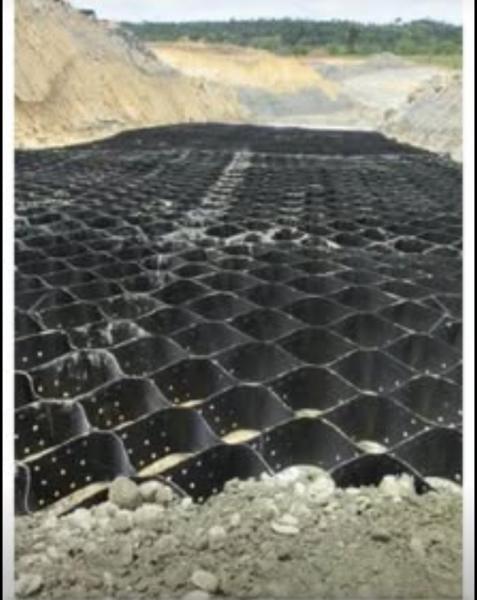 Retaining Slope stability or driveway62864726468865114