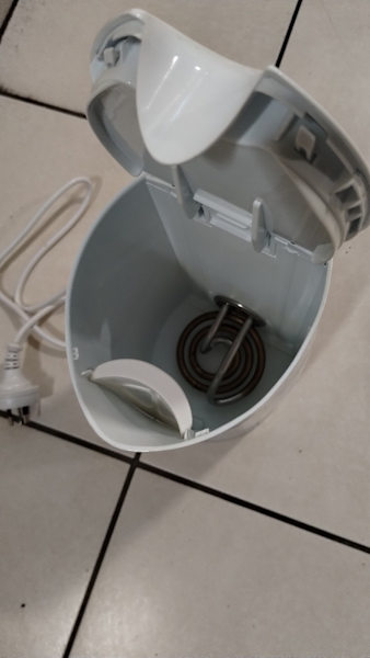 Cordless kettle white colour for sale 63612128595201112