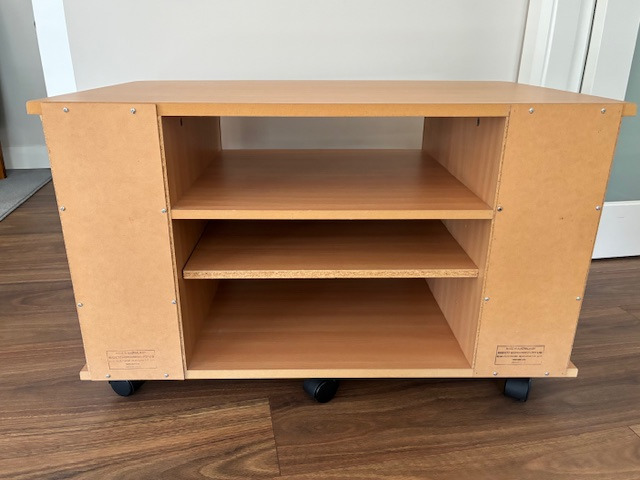 TV unit in great condition62863373080322113