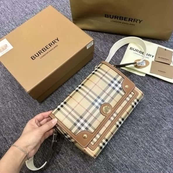 Vintage Burberry bag, Bags, Gumtree Australia Inner Sydney - Sydney City