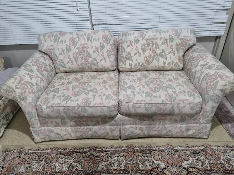 Lounges AS NEW 62864724085762111