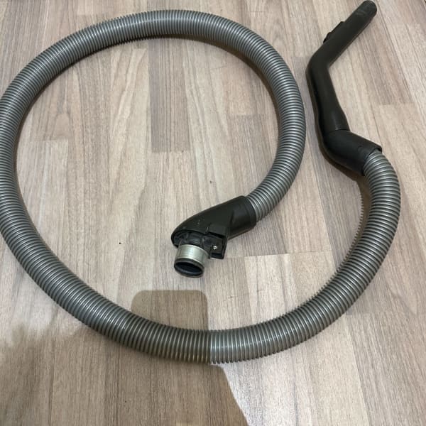 MIELE VACUUM SUCTION HOSE PIPE WITH WAND HANDLE 1.8M C2 CAT DOG POWER63019536914306111