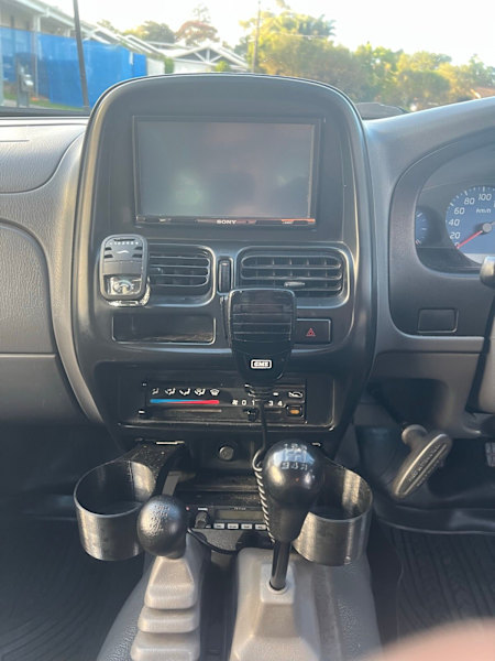 2011 Nissan navara manual 4x4 camper62936663027073113