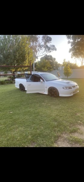 Holden commodore vu ss 62936662230018112