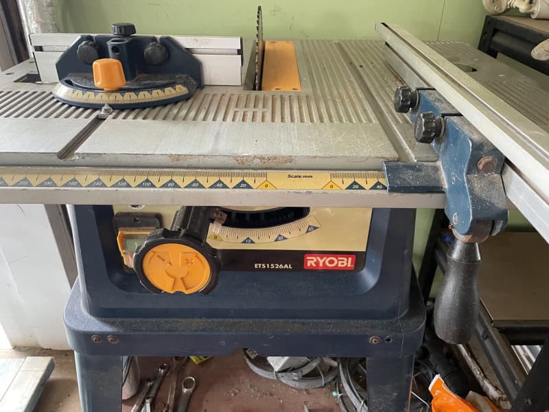 Ryobi table store saw 1800w