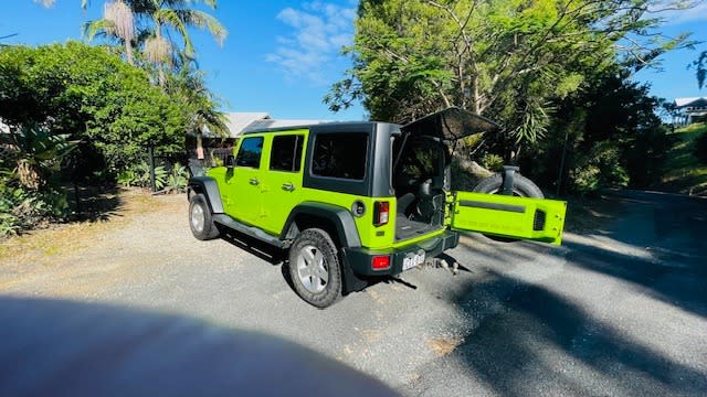 2012 JEEP WRANGLER UNLIMITED SPORT (4x4) 5 SP AUTOMATIC 4D SOFTTOP62937622778882114
