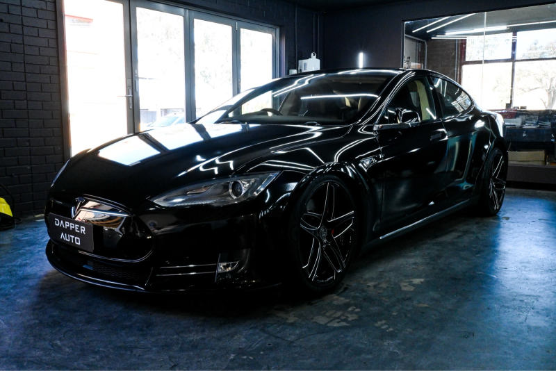 2014 Tesla Model S / very low k’s P85+ series62937625618305114
