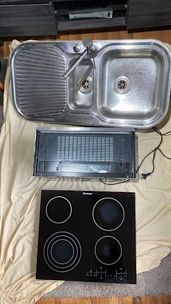 Westinghouse 60CM 4 Zone Ceramic Cooktop63016486086273113