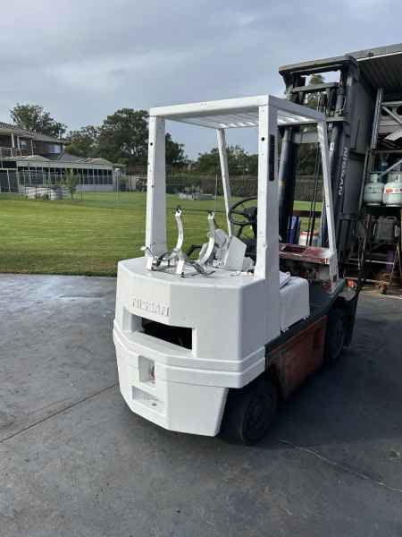 Nissan forklift62937621818882111