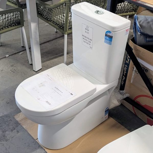 NEW SEIMA SYROS LIARA WALL FACED - CLEAN FLUSH TOILET SUIT RRP $63863440281136003113