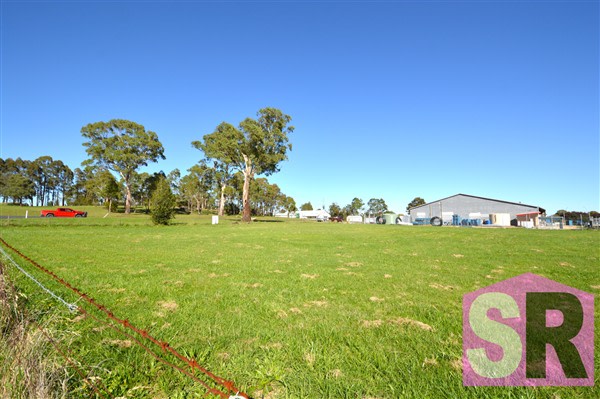 General Industrial Land Featuring An Expansive Street Frontage63438552179969110