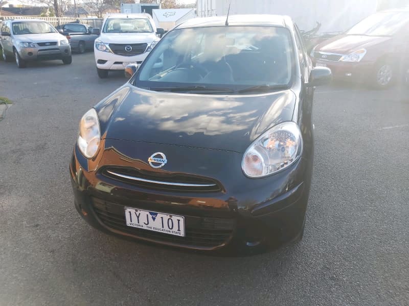 nissan micra st l 2011