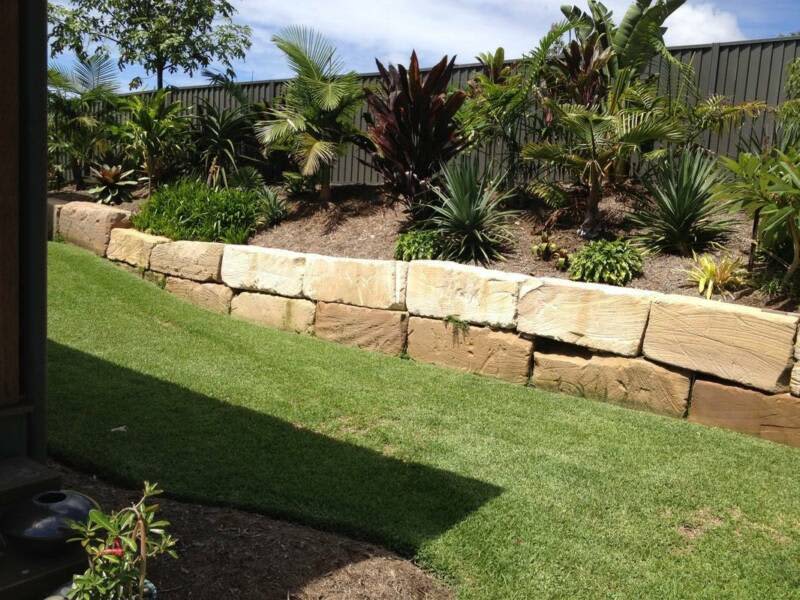 HYBUILT Sandstone B Grade Blocks - Bulk630074300524811125
