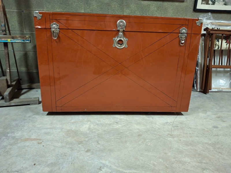 Metal storage trunk62863380677377111