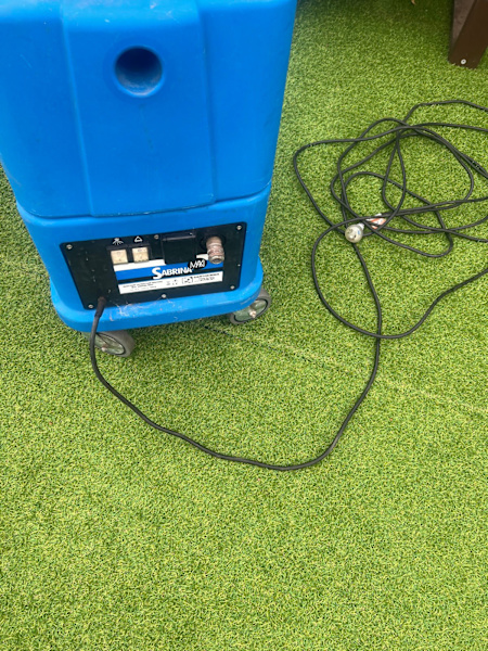 Carpet cleaning machine 63014709559169112