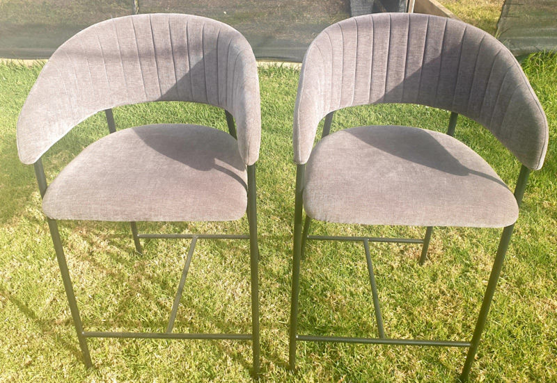 Bar stools in excellent condition, as new62863372639107117