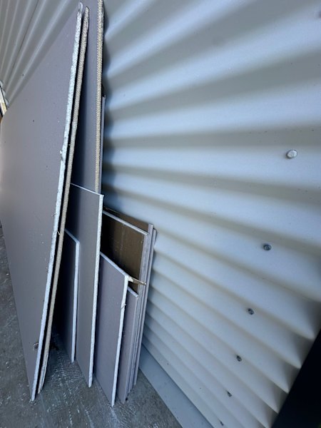 Plasterboard offcuts630111755879711116
